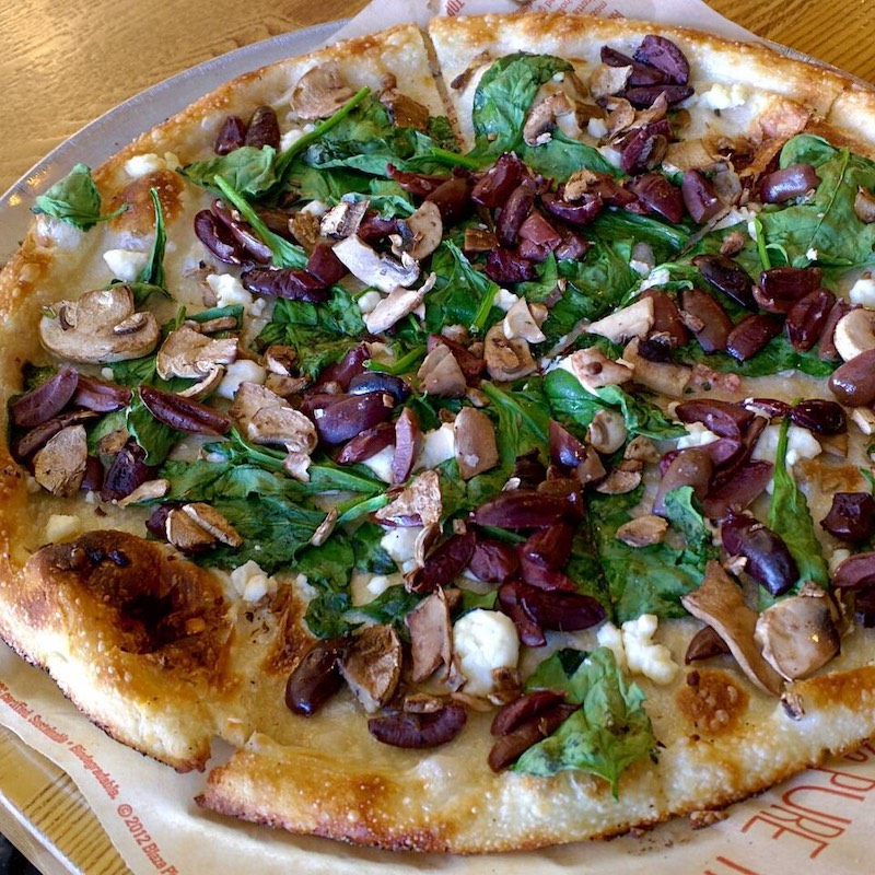 pizza kalamata